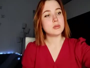 bellahoneyy_ live stage